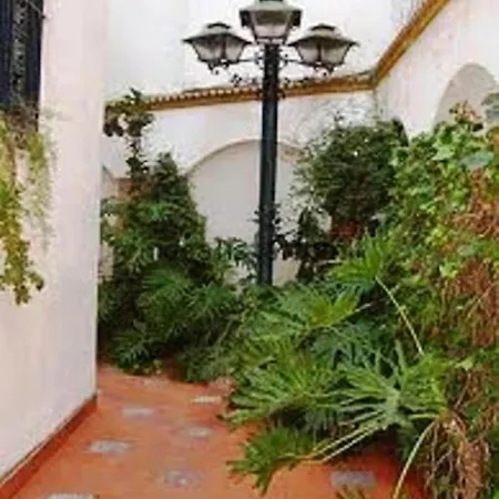Atico Caleria Con Vistas A La Giralda Апартаменты *
