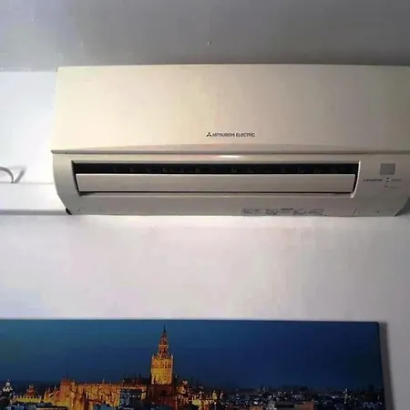 Appartamento Atico Caleria Con Vistas A La Giralda Siviglia