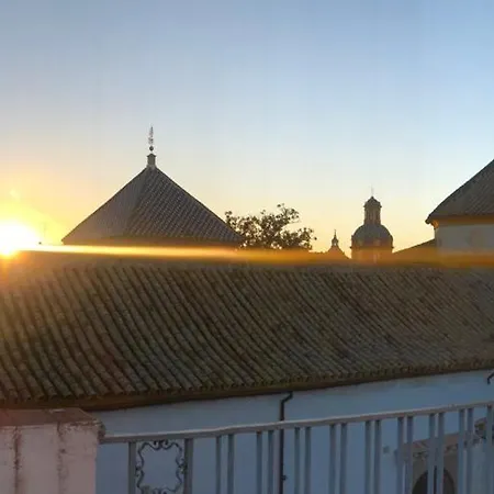 Atico Caleria Con Vistas A La Giralda Siviglia